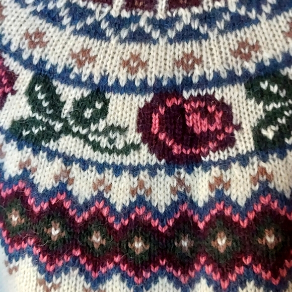 The Woolrich Woman Vintage Wool Rose Floral Patterned Cardigan Sweater - Picture 8 of 9